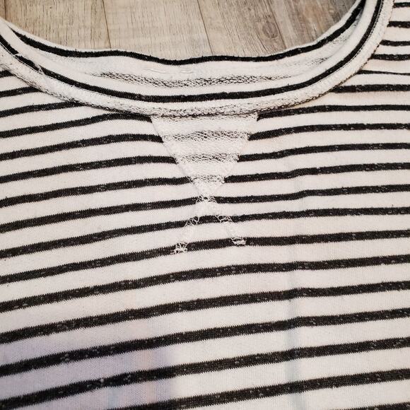 Unknown brand large 3/4 sleeve striped sweater - Picture 3 of 8